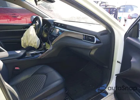 2018 Toyota Camry Se из США, поврежденный, VIN 4T1B11HK2JU126920